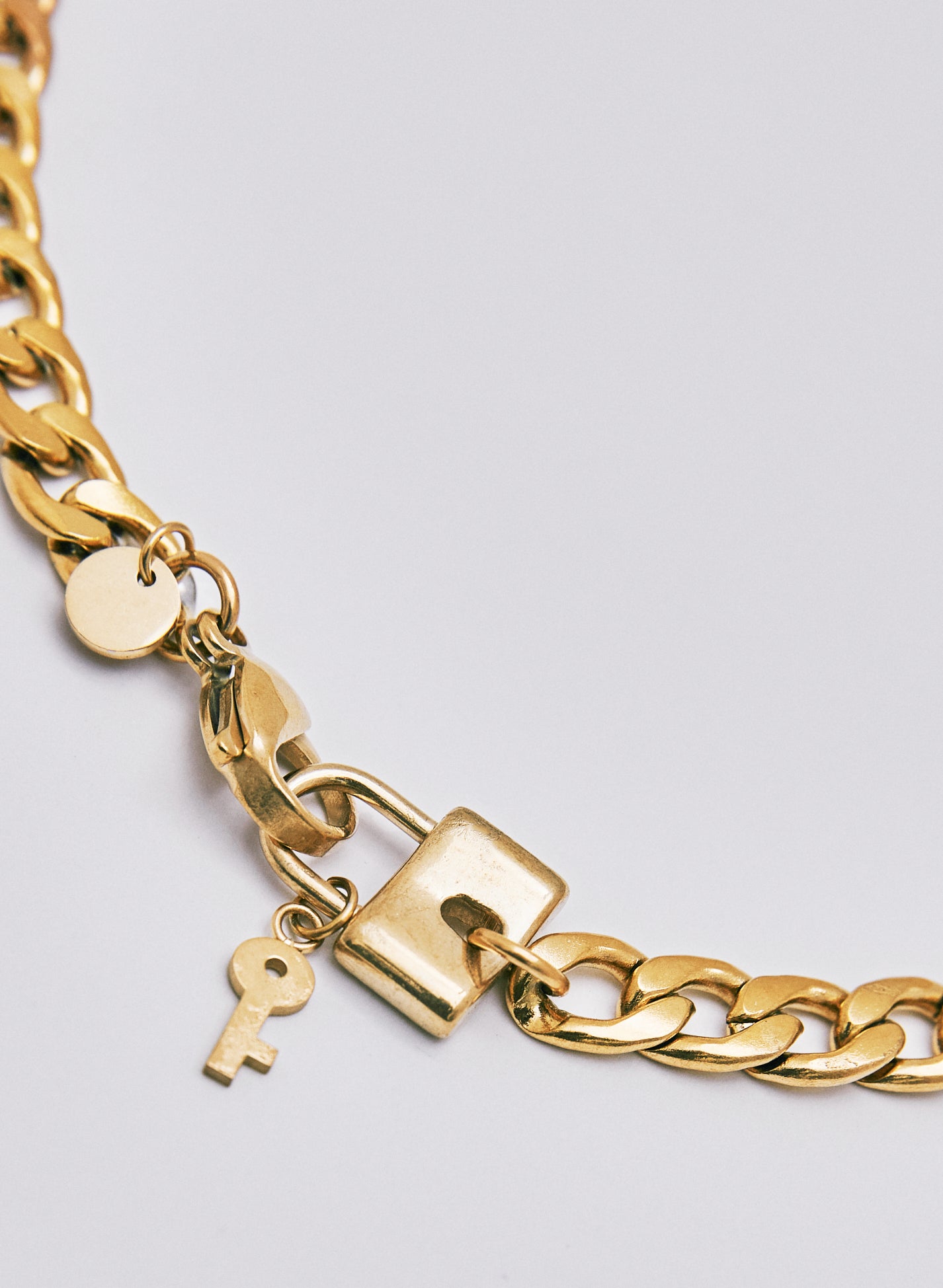 COLLAR THAIS DORADO