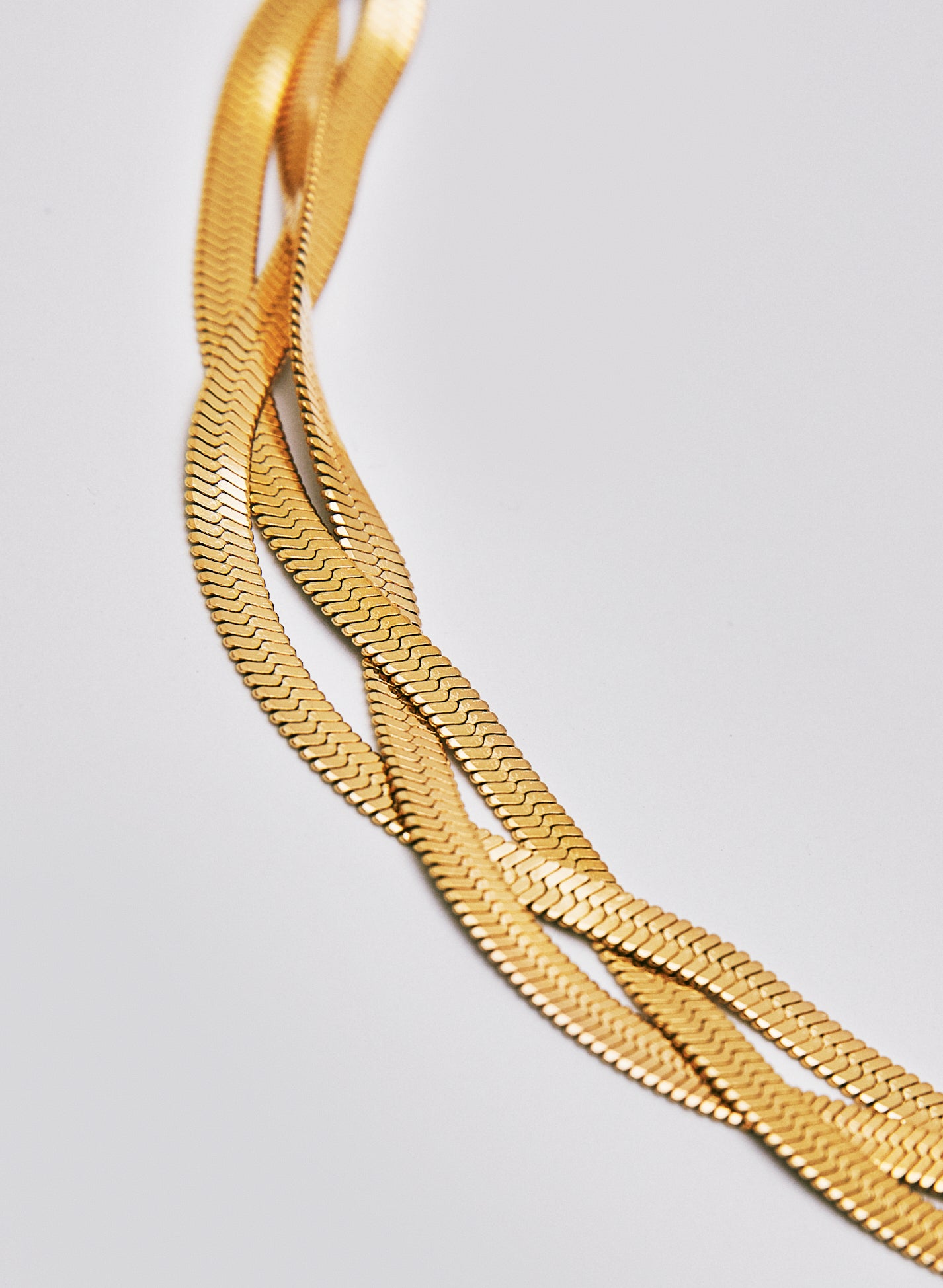 COLLAR AINE DORADO