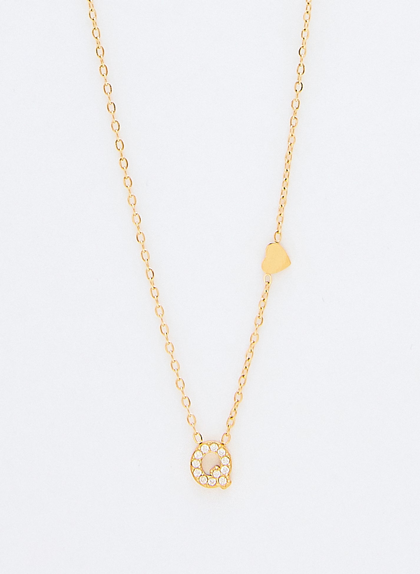 COLLAR INICIAL DORADO ABALORIOS