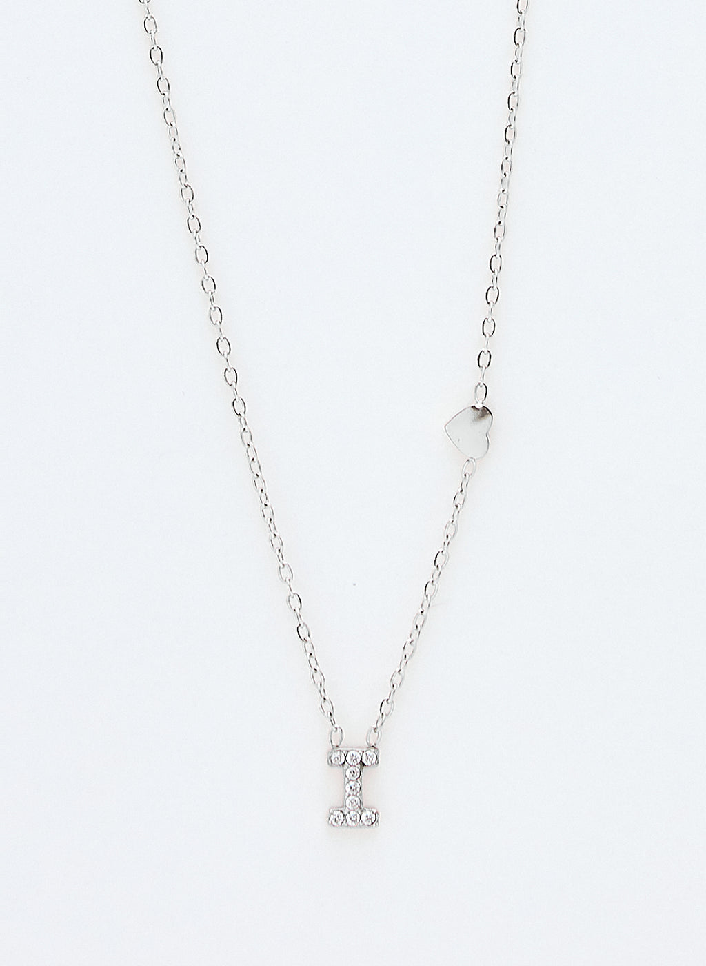 COLLAR INICIAL PLATEADO ABALORIOS