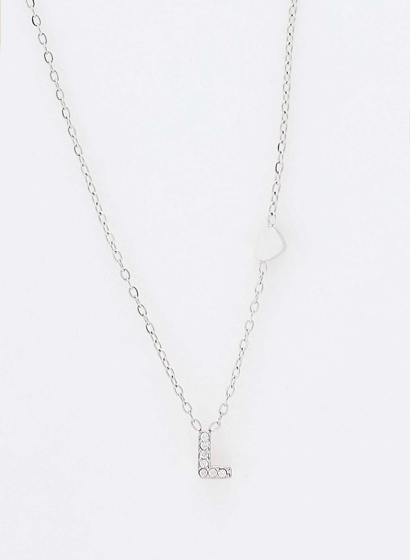 COLLAR INICIAL PLATEADO ABALORIOS