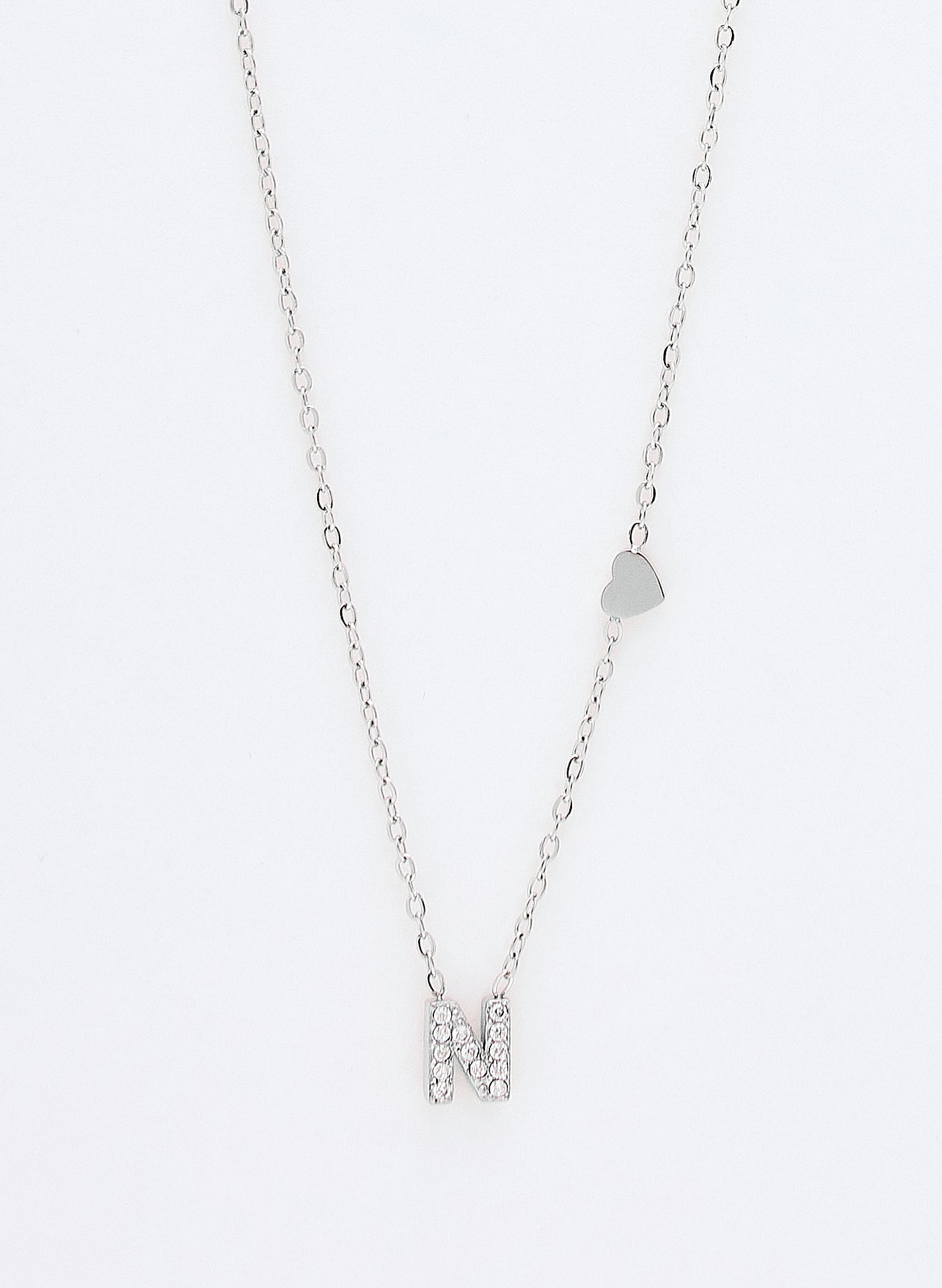 COLLAR INICIAL PLATEADO ABALORIOS