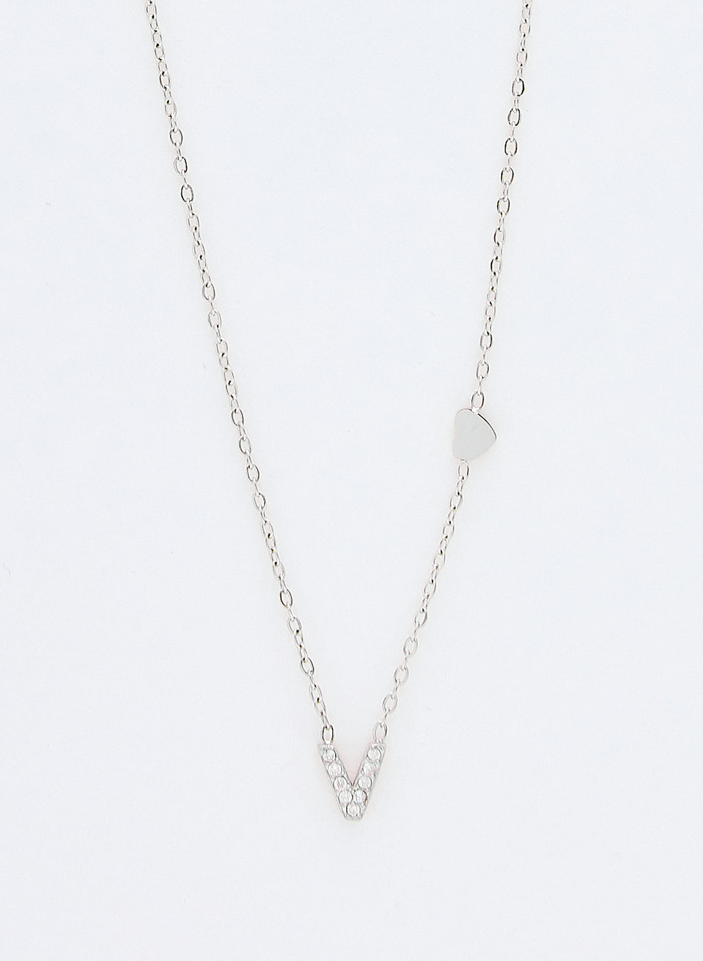 COLLAR INICIAL PLATEADO ABALORIOS