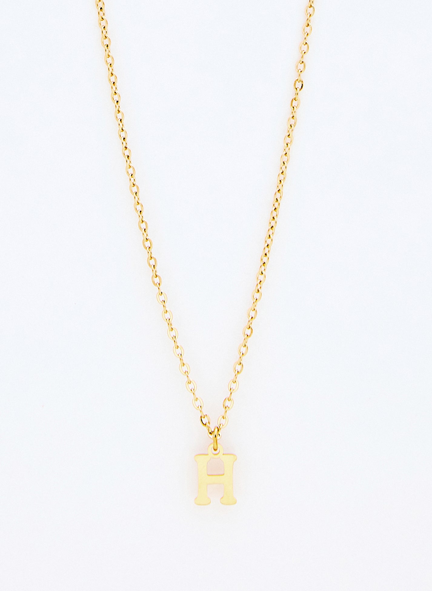 COLLAR INICIAL DORADO