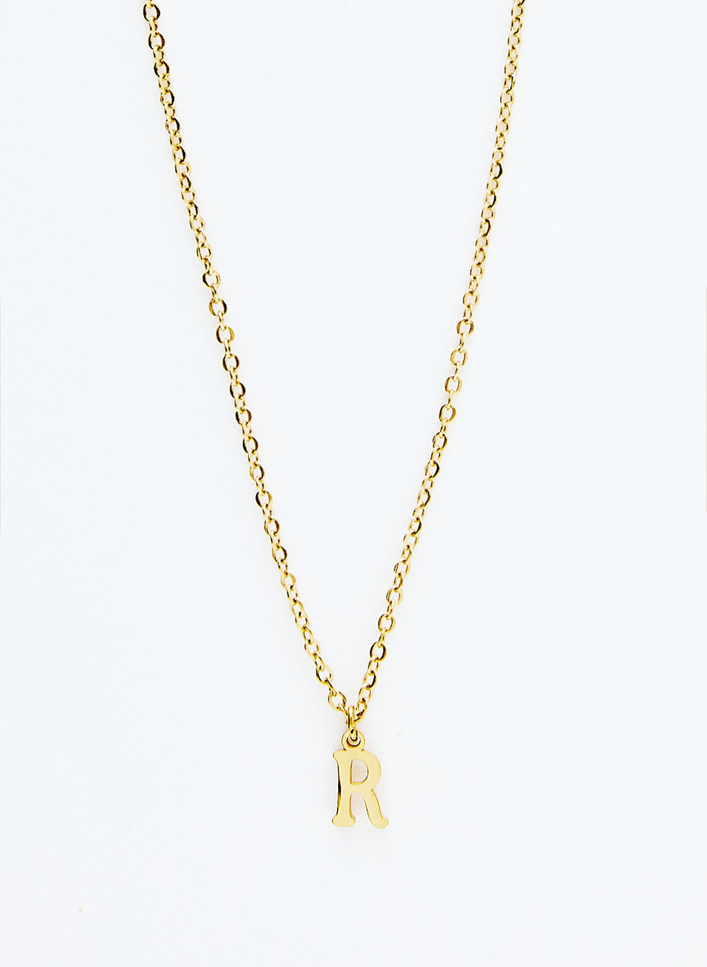 COLLAR INICIAL DORADO