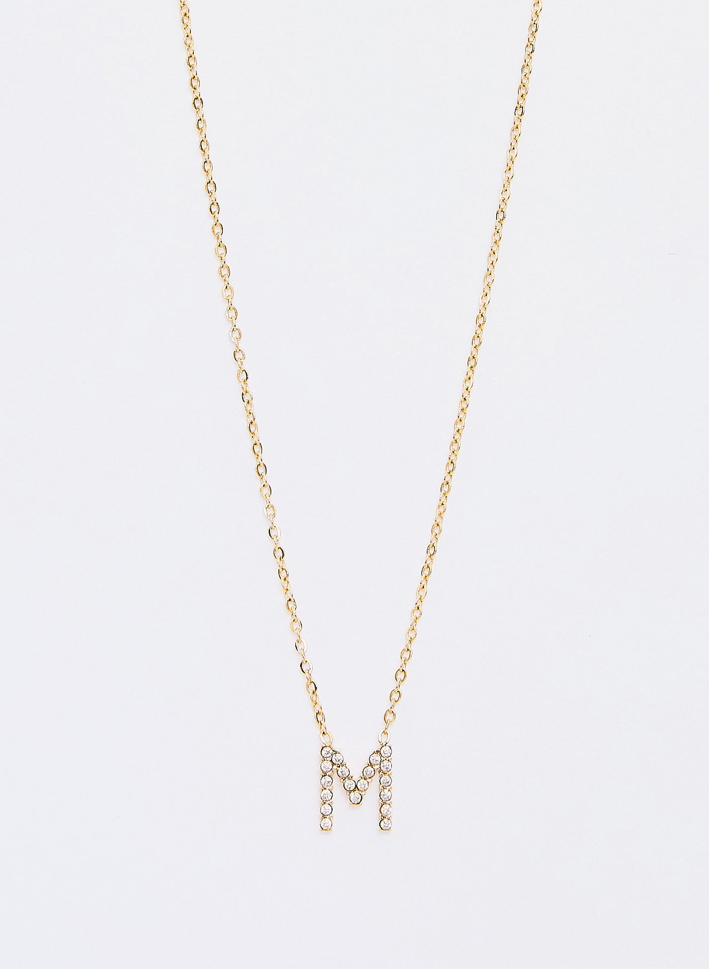 COLLAR INICIAL DORADO ABALORIOS