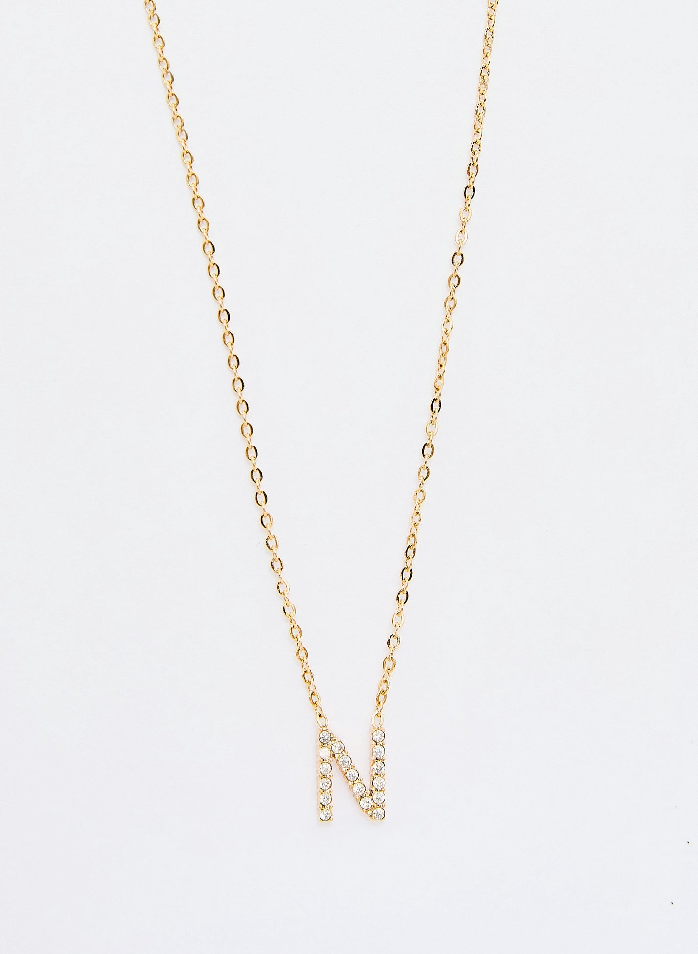 COLLAR INICIAL DORADO ABALORIOS