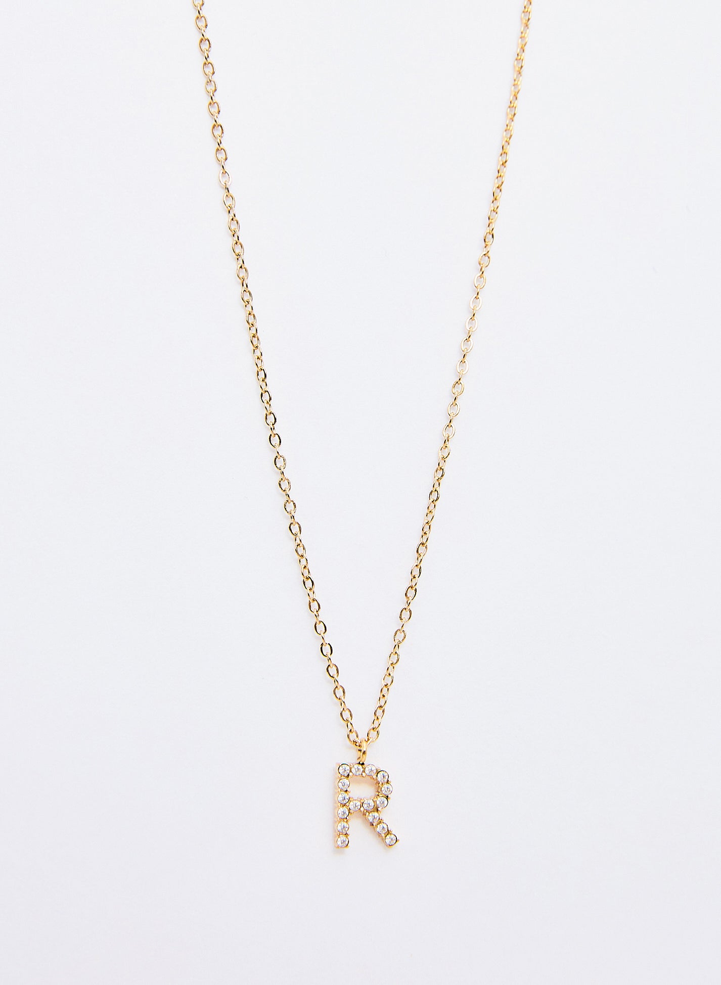 COLLAR INICIAL DORADO ABALORIOS