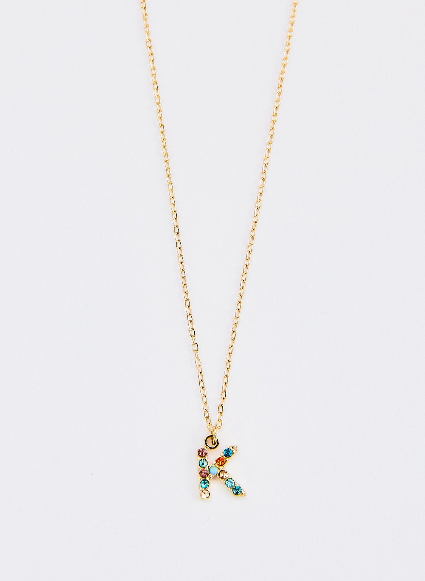COLLAR INICIAL DORADO ABALORIOS MULTICOLOR