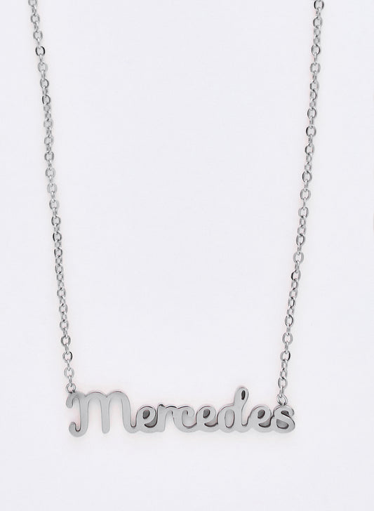 COLLAR MERCEDES PLATEADO