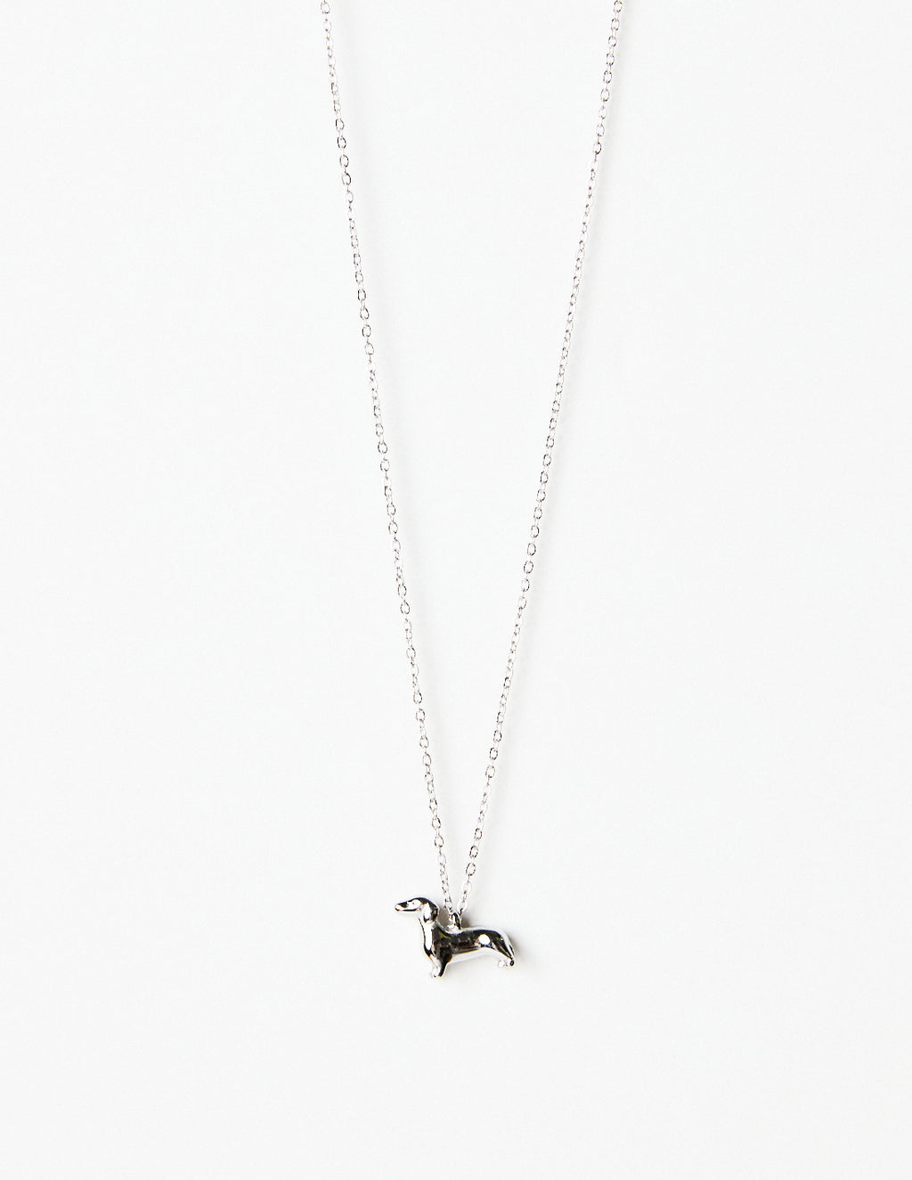 COLLAR LETTA PLATEADO