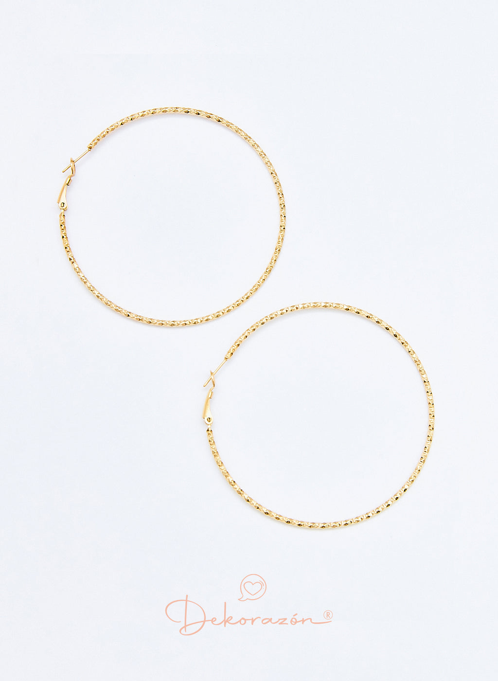 PENDIENTES ARO 60 MM GEOMÉTRICO DORADO