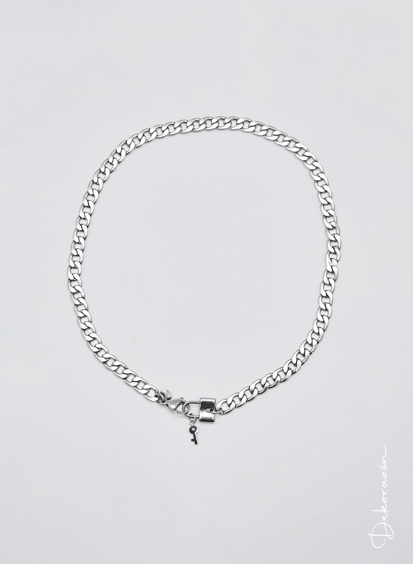 COLLAR THAIS PLATEADO